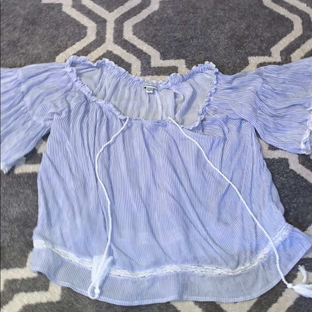 Off Shoulder AE Top